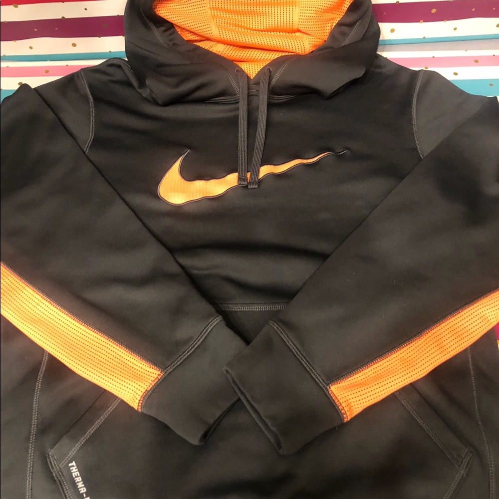 Men’s Nike Therma-Fit Hoodie/Pullover